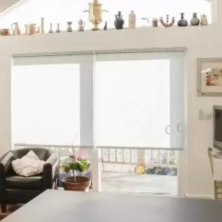 Ferienhaus Coastal Hideaway - Sleeps 4 & Free Parking Killiney